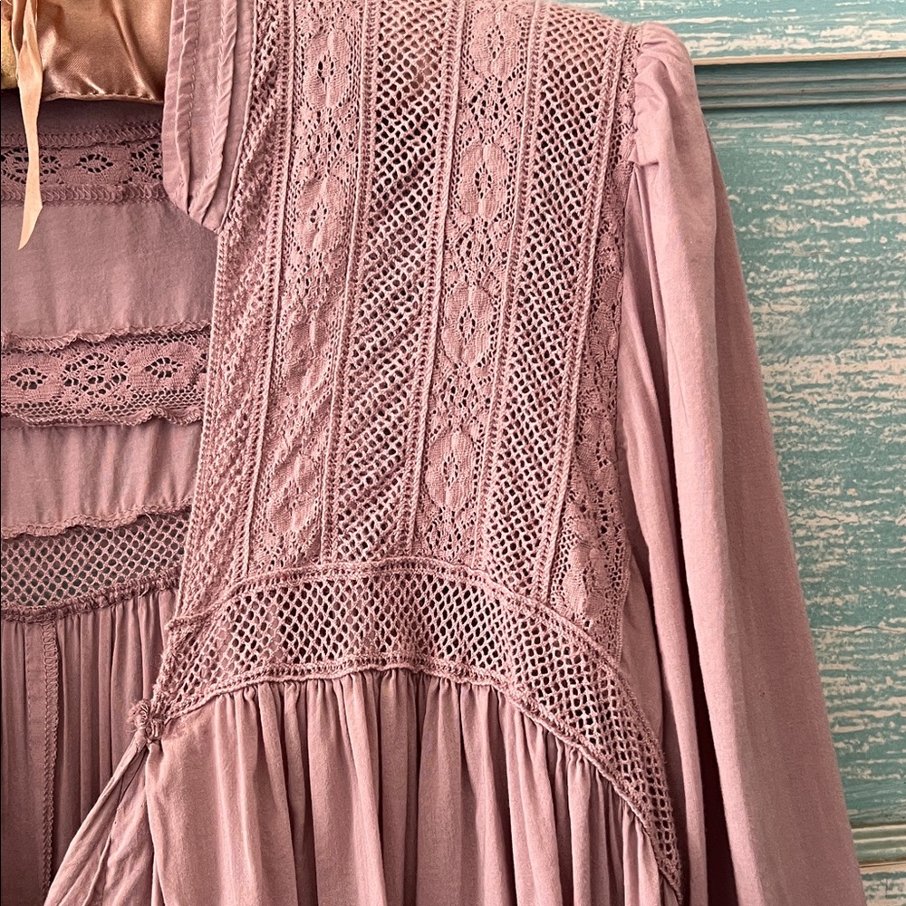 Free People Esme Lace Trim Blouse muted dusty mauve pink EUC medium - Picture 6 of 12